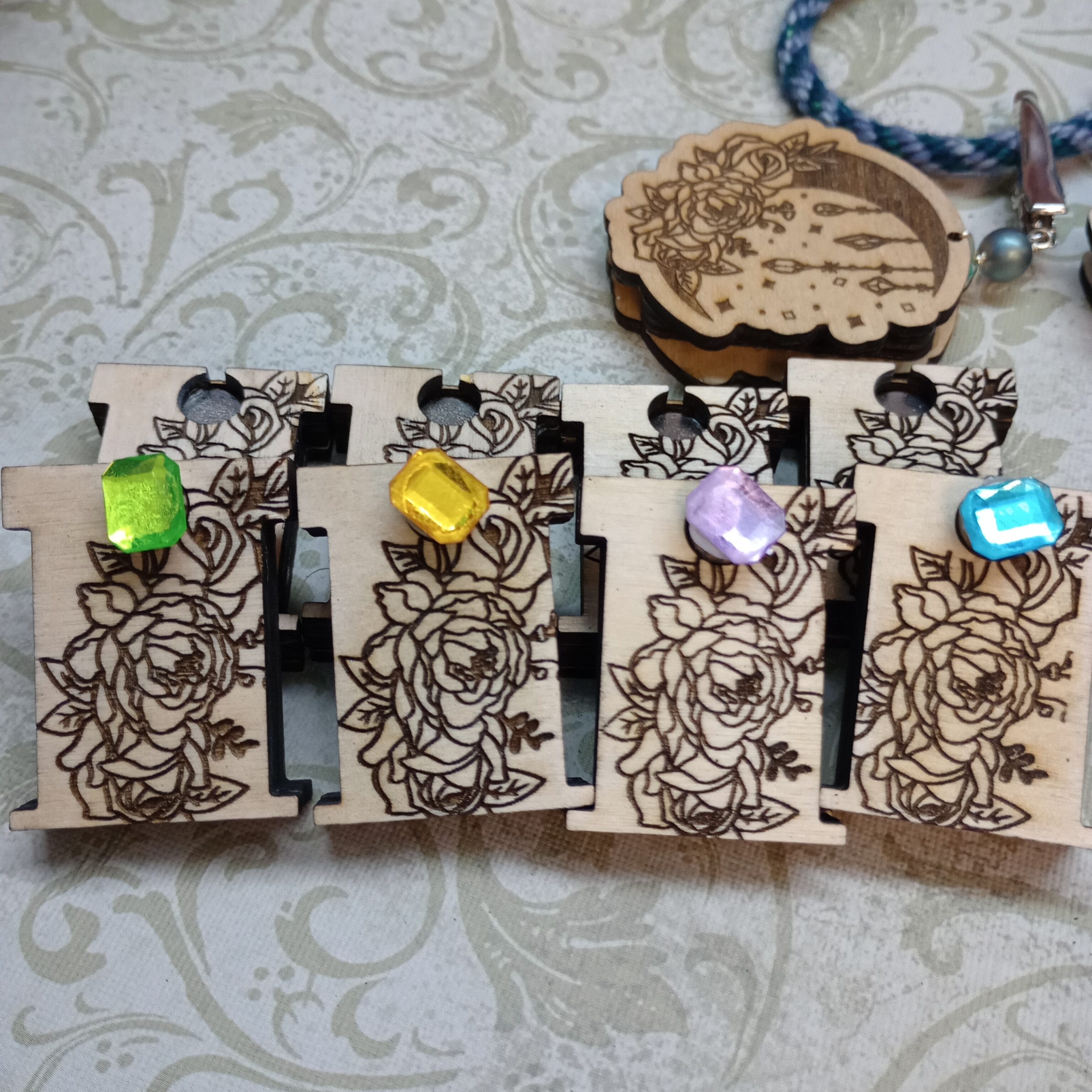 Wood cut Kumihimo Weaving Kit - Image 6